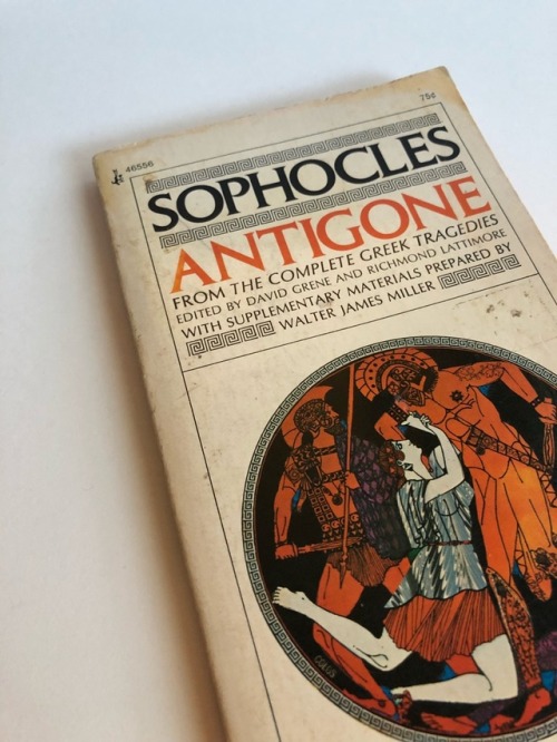 macrolit:Antigone, Sophocles