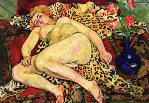 dappledwithshadow:  Catherine Reclining Nude on a Leopard Skin, Suzanne Valadon, 1923.
