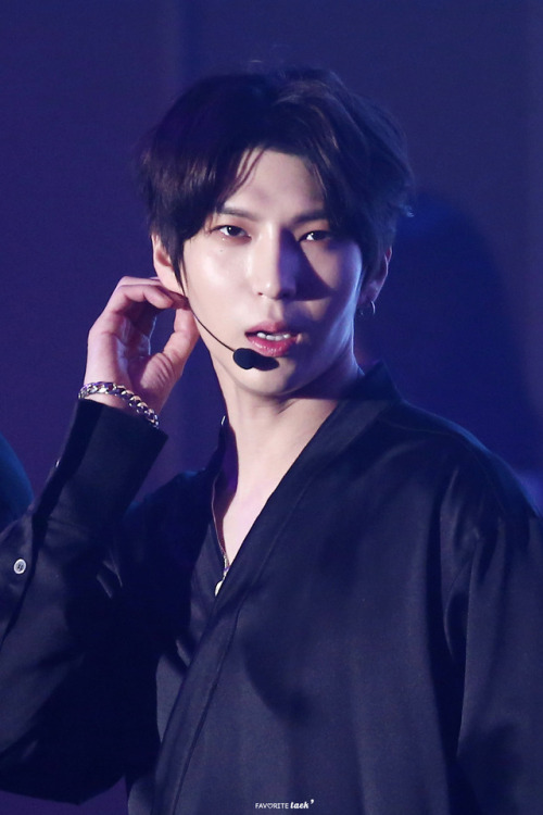 prince-taekwoon: do not edit | © Favorite Taek