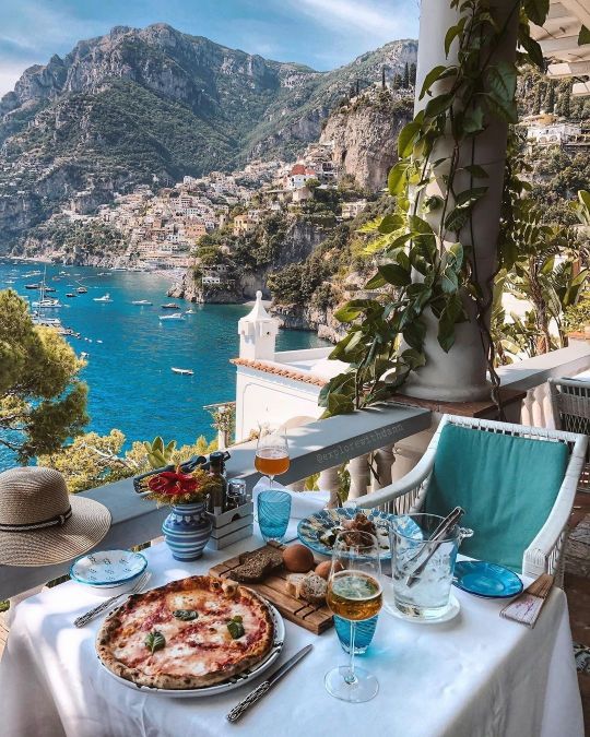 kcyang688:d57travel | InstagramPositano,Amlfı, Coast, Italy