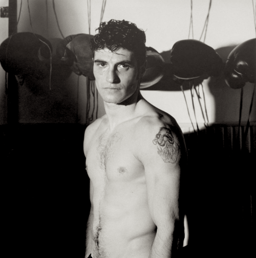 newloverofbeauty:  Pietro Pompili:  Italian Boxer