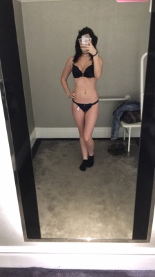 Yourtouchtingles:  I Had A Whole Load Of Fun In This Gorgeous Changing Room In My