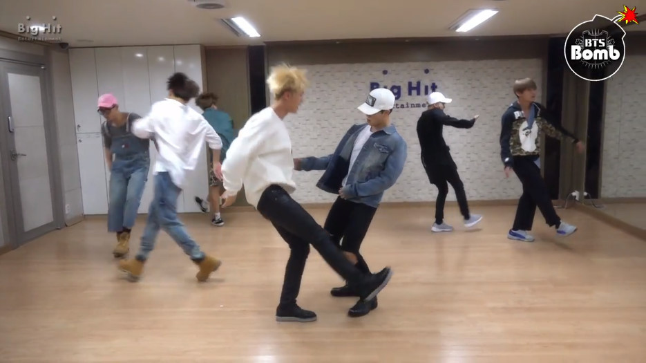 BTS Enthusiast & Yoongi-centric Writer — BTS Baepsae Dance Practice - What  I noticed