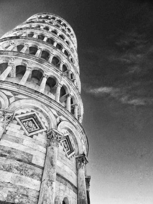 inmortavilizado:Pisa by dora- at Inmortavilizado. Updated every 20 minutes.