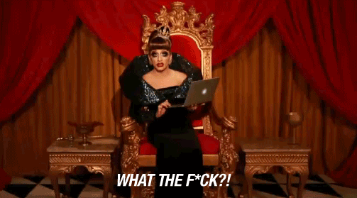 logotv:  The Library (Rolodex of Hate) is open! Watch Bianca read the S7 queens.