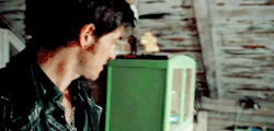 Captainswanandclintasha:  Hook-Oliver–Inthetardis:  Can We Just Talk About This?