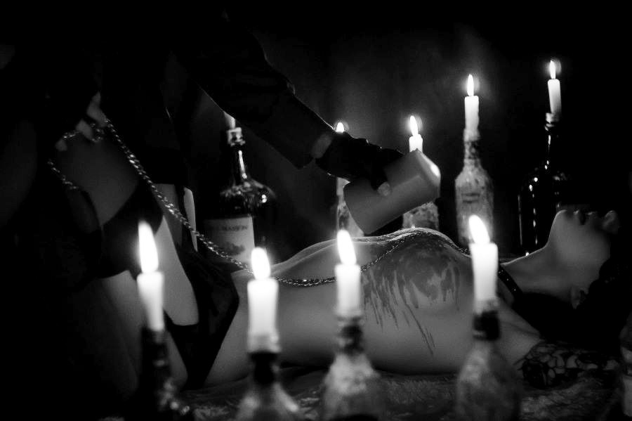 In all my fantasies of wax, I never imagined the toes as a target, but Sir has promised