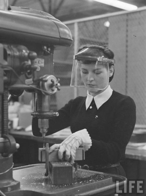 Lockheed safety mask(Eliot Elisofon. 1942)