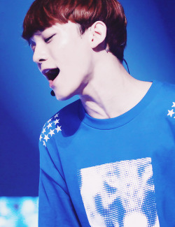 the-ass-lord:  6/30 pics of god aka chen.
