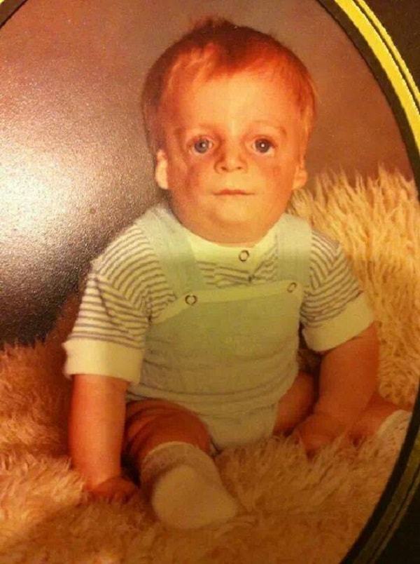 sixpenceee:  When Jono Lancaster was just 36 hours old, he was given up for adoption