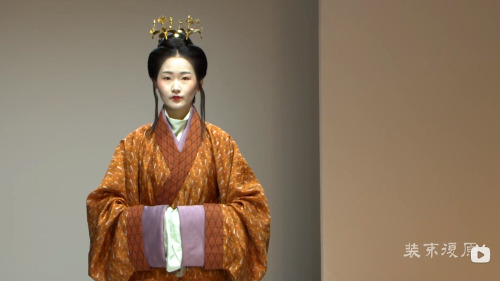 oliverhaze:The Restoration of Traditional Chinese clothing/Hanfu of Han Dynasty from裝束復原團隊（中國裝束復原小組）