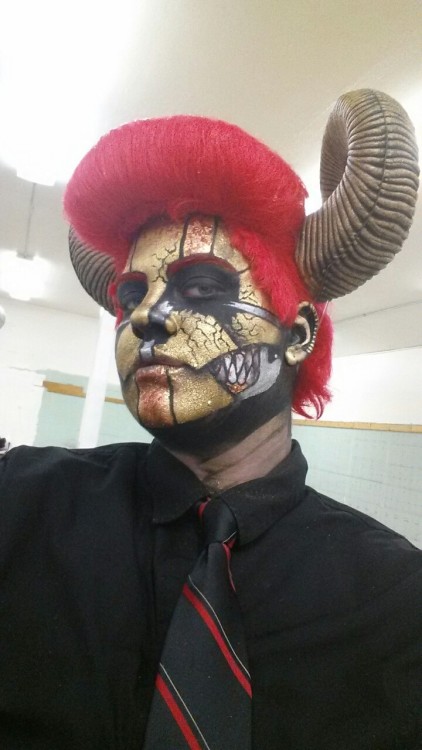 clockworkpearlgirl: Got to wear the horns one last time. Even as a robot I still looked freaking swe