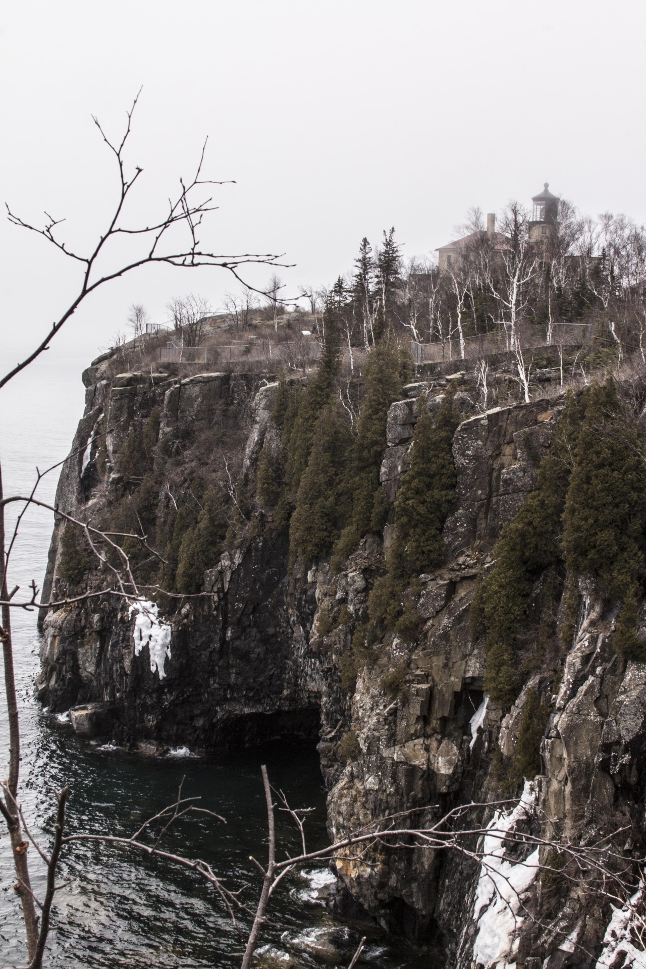 infamousartworks:Duluth, MN 3-14-16shot by sbt (Shane Toomey)