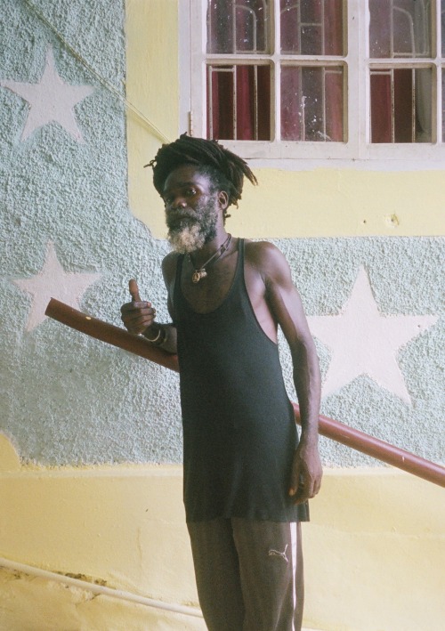 babyhairbeard:ckronicles:Faces of JamaicaPort Antonio and Kingston2015you never really see photograp