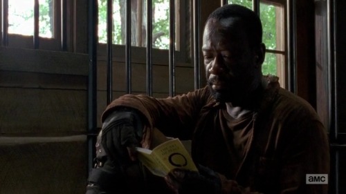 Morgan with The Art of Peace by Morihei Ueshiba in The Walking Dead (6x04)