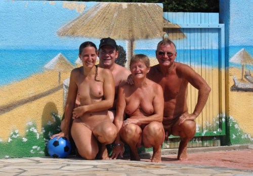 Naturist's Nudity