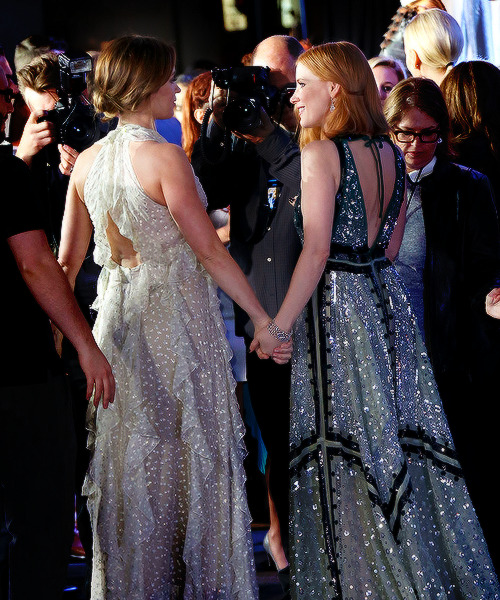 isaacoscar:Jessica Chastain and Emily Blunt at the premiere of The Huntsman: Winter’s War on April 1