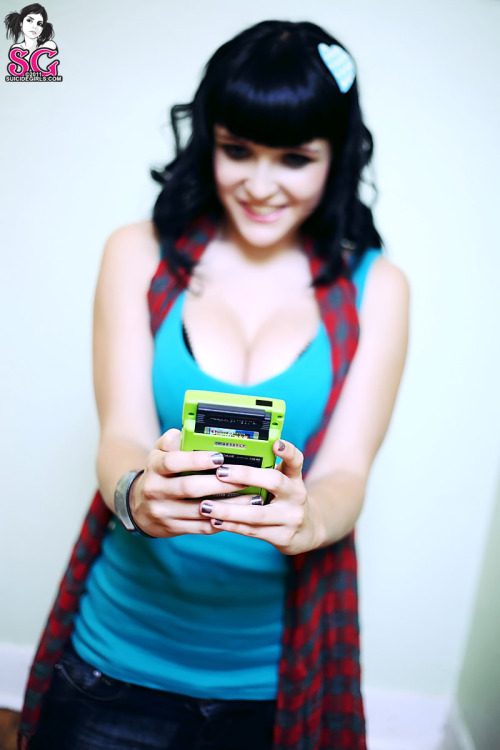 suicidegirls-southafrica:  Lunar Suicide  Photographer: Talamia For more South African SuicideGirls You love these Hopeful Suicide Girls ? help them to become “PINK” on the SG website ;) 