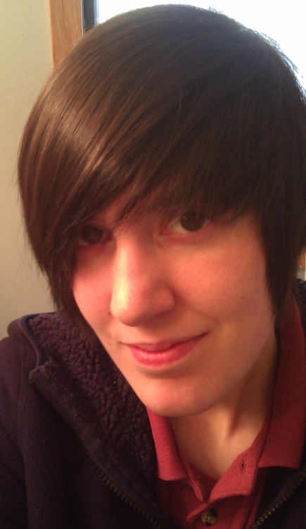 rideauxzekrugievit:  my friends were right…i do look like a 16 year old (he/him/his)