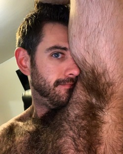 naughtyn8vdude: pitlickersworld:  👅👅  Oh Fur Fuck! 😛 