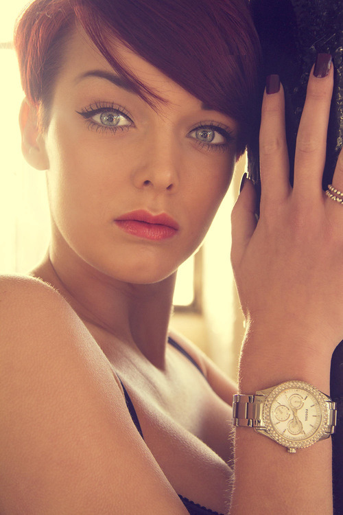 foldersofwomen:  Rosie Robinson