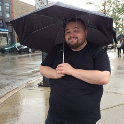 hoylmonsterjr:You can stand under my umbrella #windycity #chitown