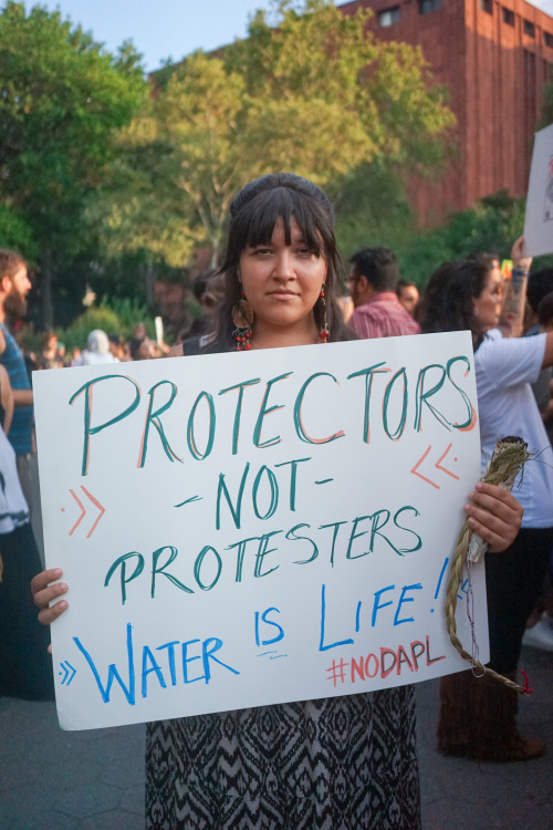 activistnyc:Rally in solidarity with #StandingRock. #NoDAPL #waterislife #protectthesacred #DakotaAccessPipeline #keepitinthegroud 