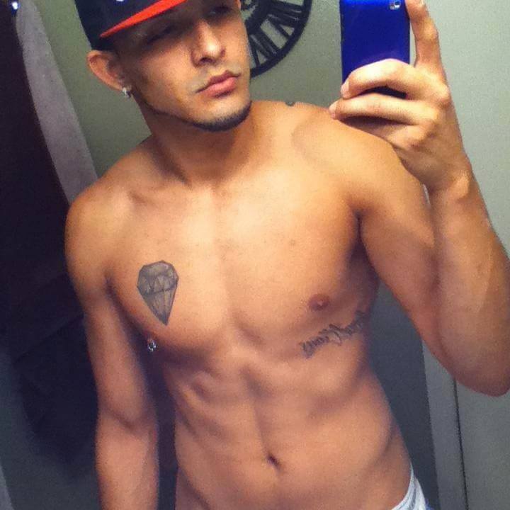 Thanks King for the hot photos.  Hit him up at:IG:  Mr_Wade_2_U  Kik mrwade9.5https://www.facebook.com/JrWade12Please