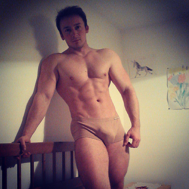 tightgearguys:  This set has a guy in bulging in all the right places.  Check more