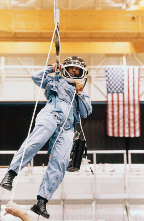 humanoidhistory:TODAY IN HISTORY: Remembering teacher Christa McAuliffe, who perished in the Space