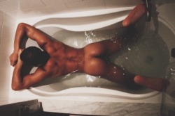 Iloveazz89:  Www.iloveazz89.Tumblr.com  To Submit Pics Send Them To Kik: Topjerzee