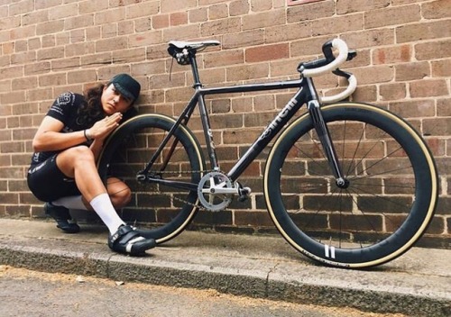 allfixedgear:Shout out to Kelly Carter @leg_party reppin @allfixedgear in Australia . We miss you at