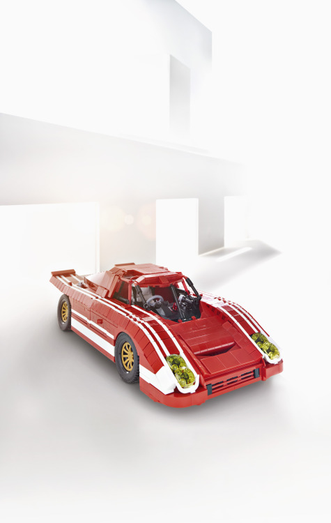 itcars:  Lego Porsche 917(via:legosaurus)
