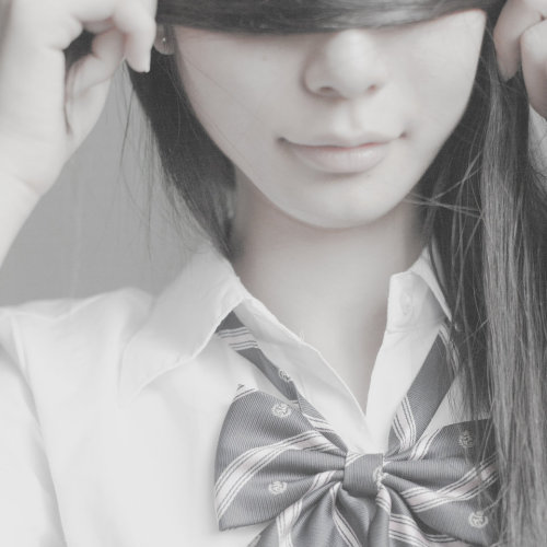 zapper1115: 女高习作#2 碎片 ｜ 阿远KARASU 
