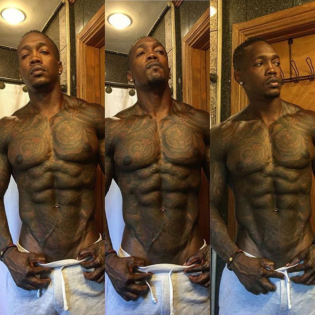   Dwayne G ( @fitandtattedup )