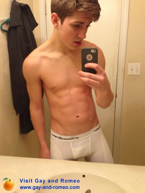 tom-gayle:  (via Gay and Romeo - dating-gay-and-romeo 281829 - fresh-gay-pics.com