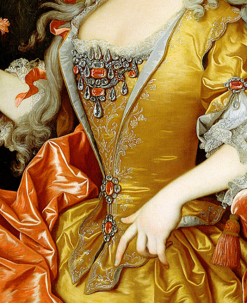 erasofelegance:Barbara of Portugal (1775)No, not 1775. She lived from 1711 to 1758, and this portrai