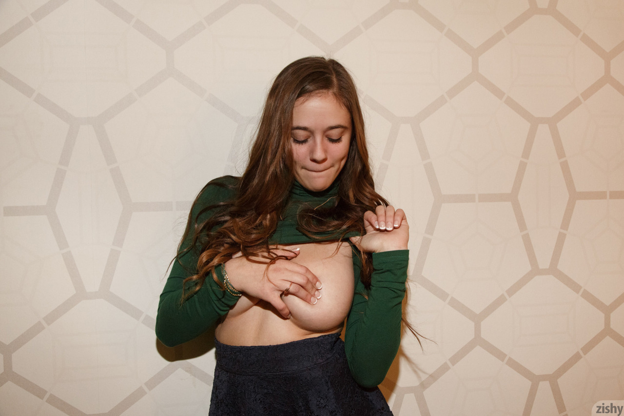 marie-caroline:  Rochelle Safford for Zishy  Love you baby