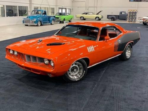 jacdurac:   1971 Plymouth ‘cuda 383 4BBL 3Spd Automatic  