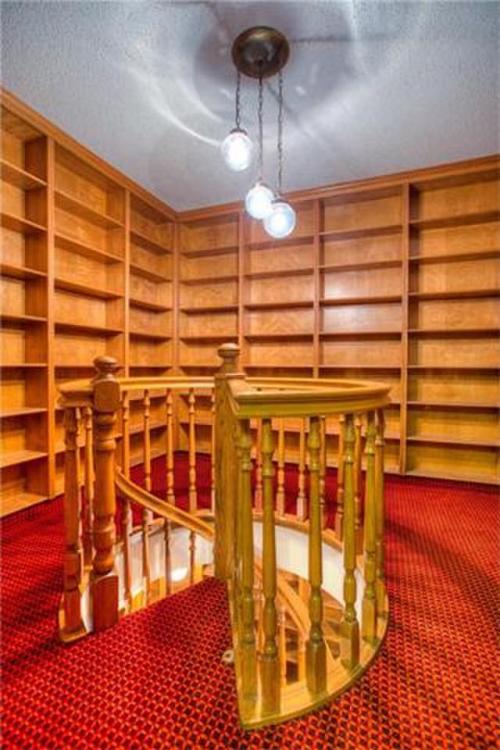 $1,750,000/4 br/3175 sq ftSubmission!Calgary, Alberta“ Six Spiral Stair Cases, a Bridge, Dominant To