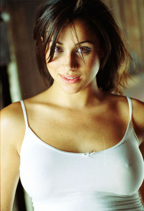 xyzcelebs:Meghan Markle leaked topless pics >> CelebsUnmasked.com