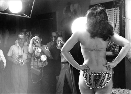 beatnikdaddio: Robert Crumb on Bettie Page:“I know quite a bit about Bettie Page, actually. I had a 