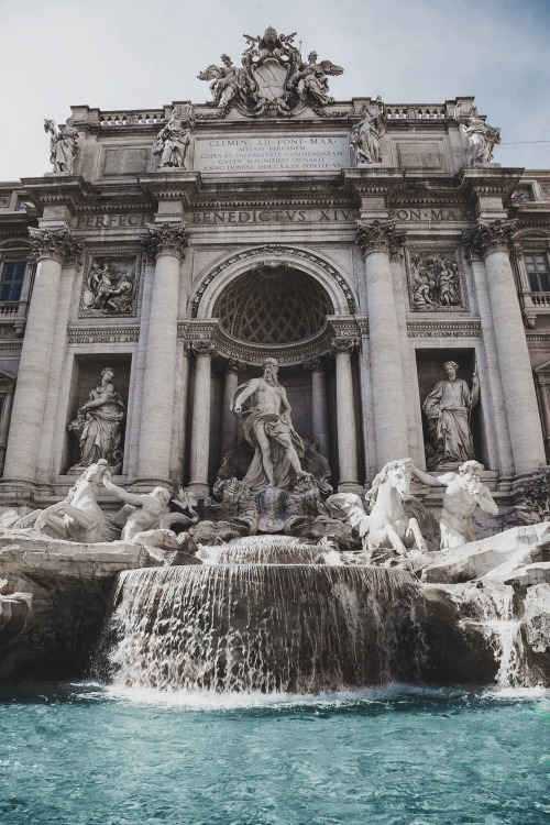 Sex envyavenue:  Trevi Fountain  pictures