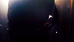 tomshardy: We’re fighting an army of robots, and I have a bow and arrow. None of this makes sense.