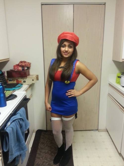 magical–mermaid:Mario for halloween!  