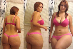 nofakecurves:  massiveness:  Amazing Mal  No Fake Curves :: Submit your Natural Beauty!