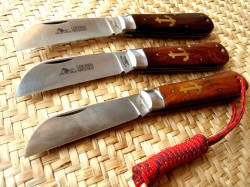 krava-knives-and-tits:  Seaman Anchour knife. 