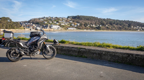Pause Caf Saint-Michel En GrveCoffee Break In Saint-Michel En GrveMoto Morini X-Cape 649