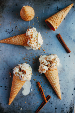 verticalfood:  roasted apple butter + apple crisp ice cream