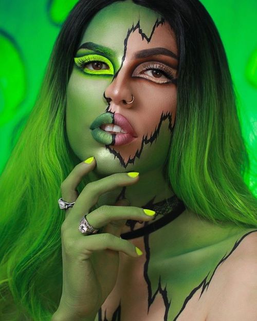 Green with envy! @gioscraft recreated a look by @ellis.atlantis on his model @romaperiod ✨ He used o